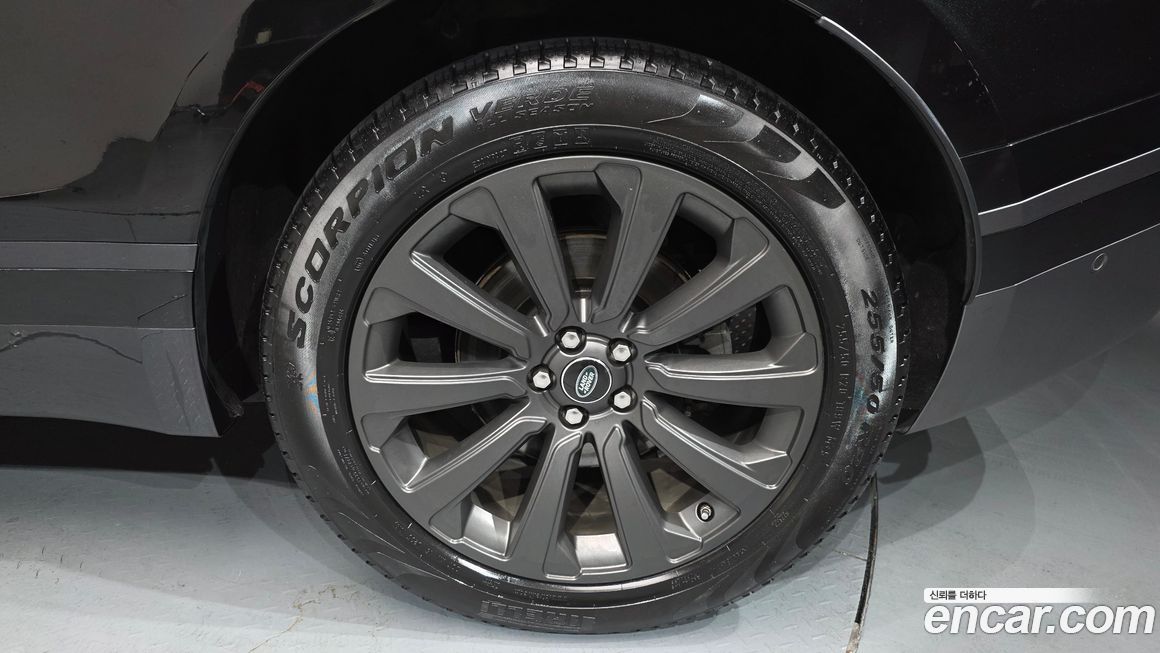 Land Rover Range Rover Velar 2019