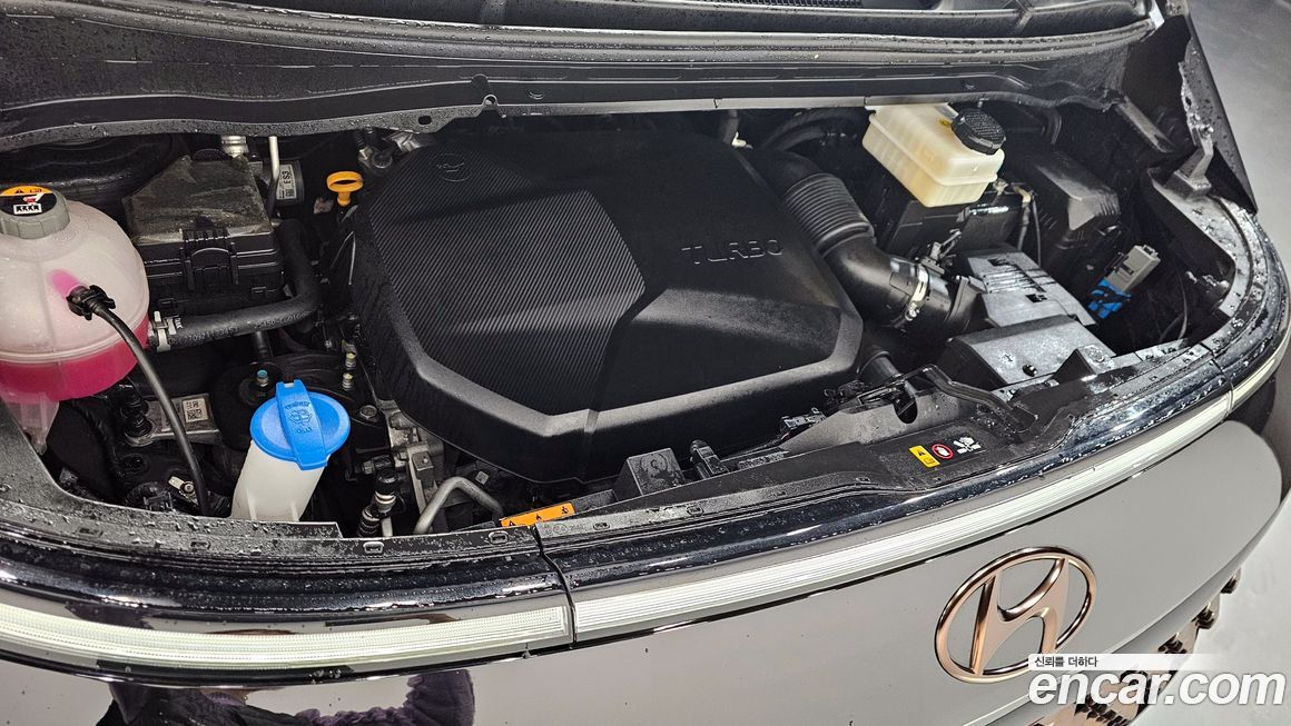 Hyundai Staria 2023