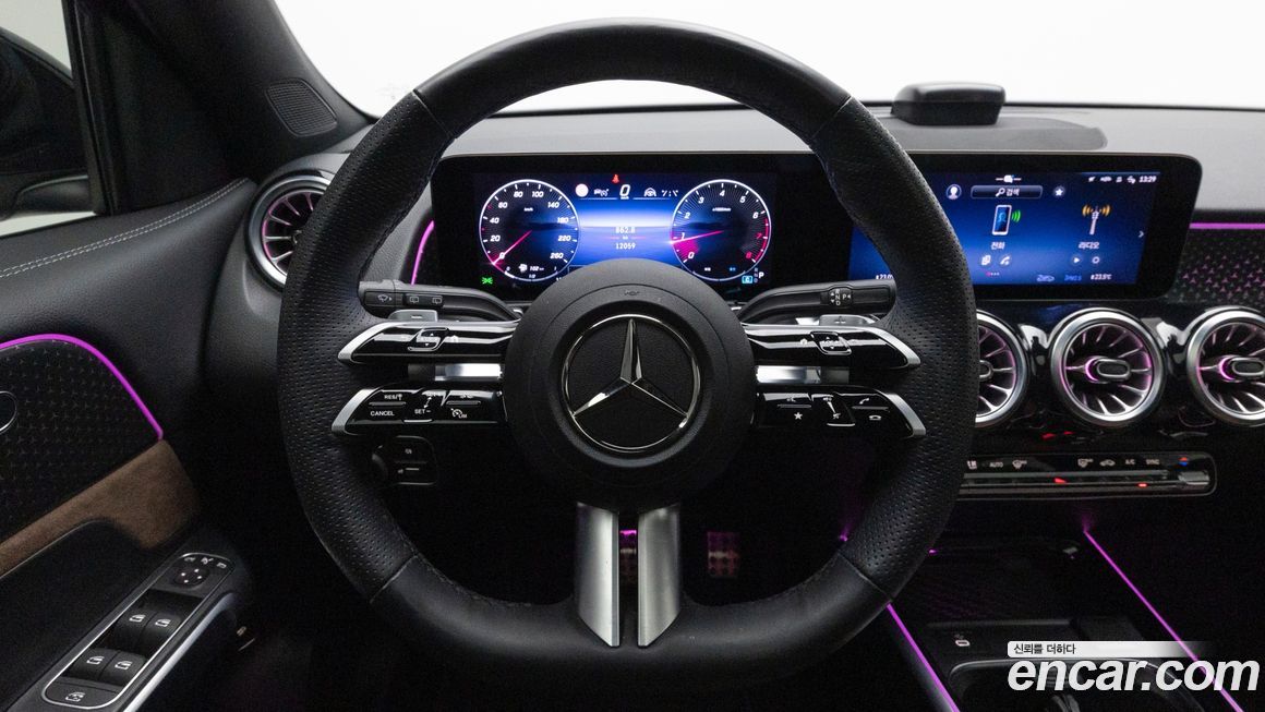 Mercedes-Benz GLB-Class 2025