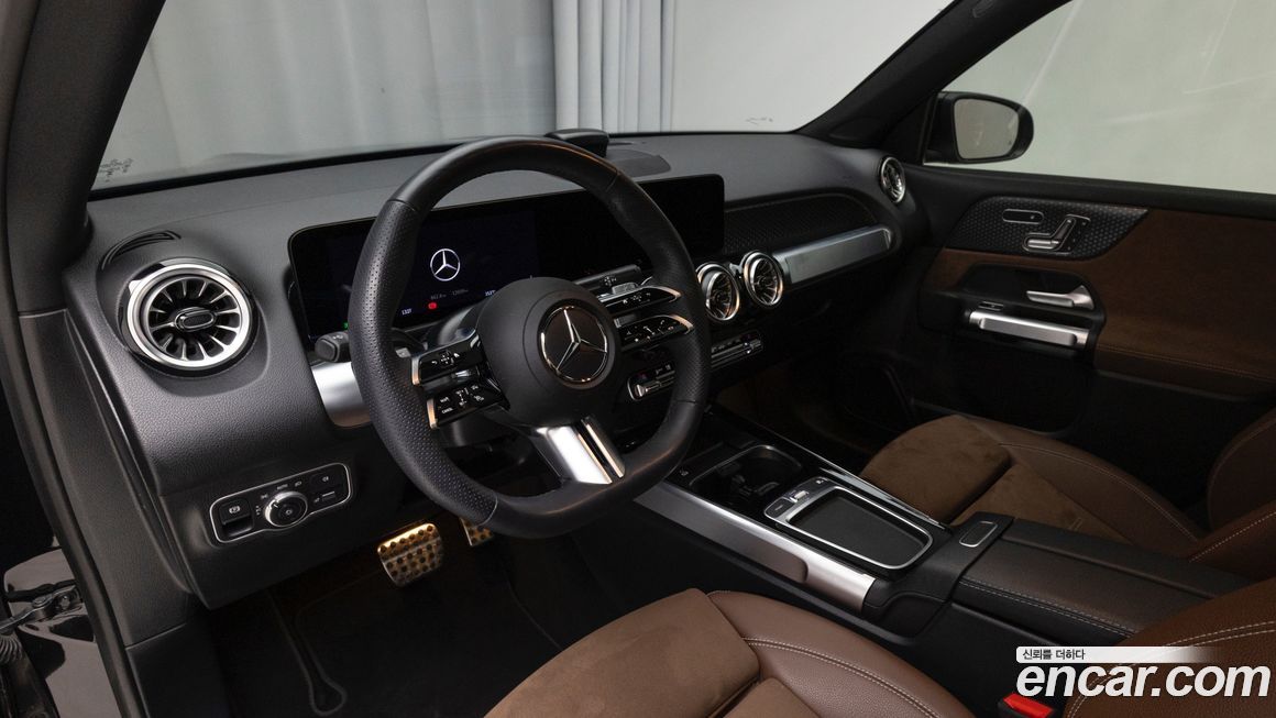 Mercedes-Benz GLB-Class 2025