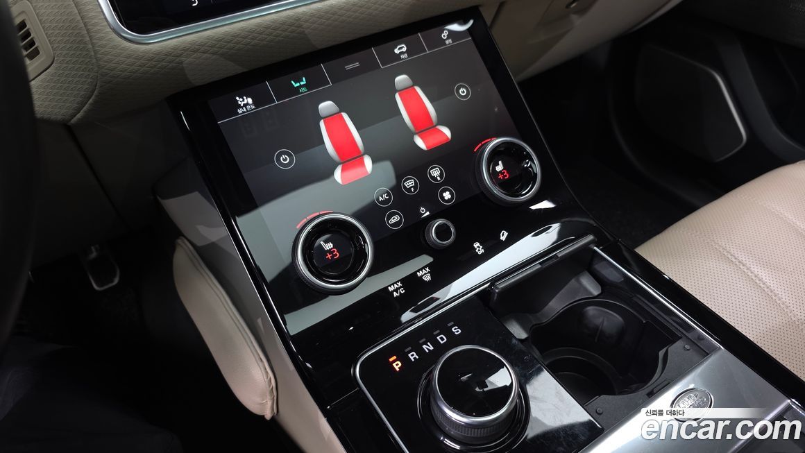 Land Rover Range Rover Velar 2019