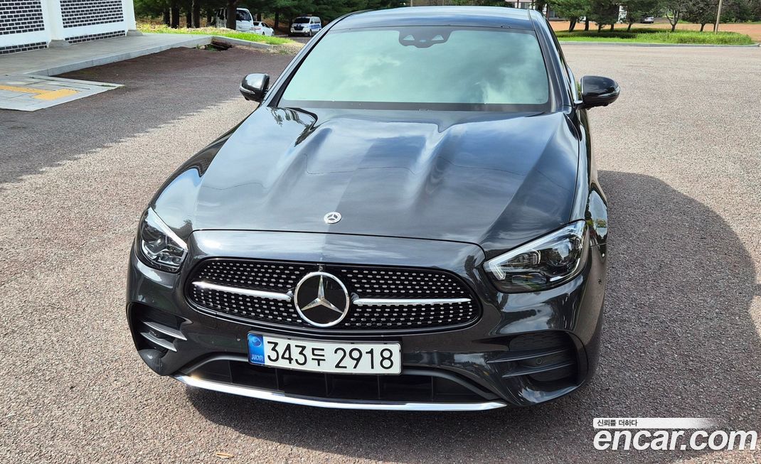 Mercedes-Benz E-Class 2021