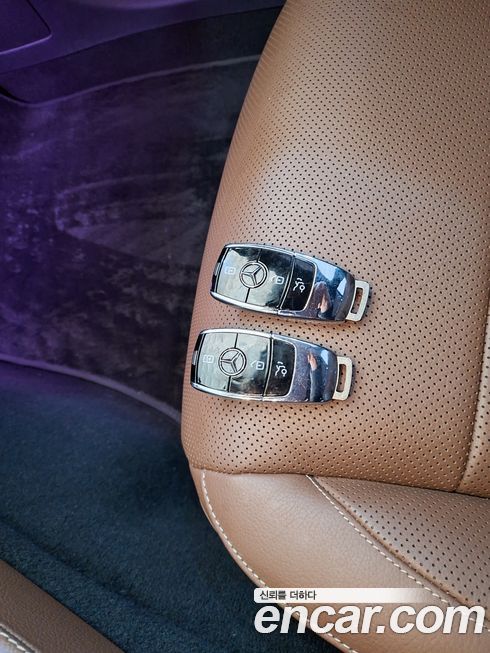 Mercedes-Benz E-Class 2023