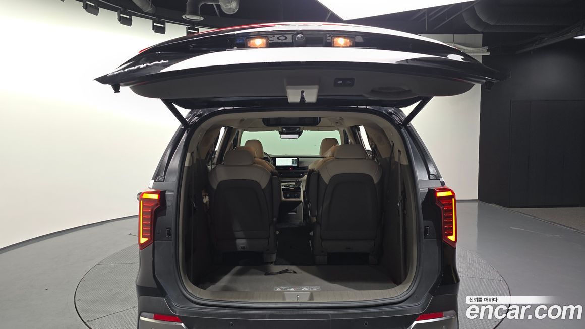 Kia Canival 2024