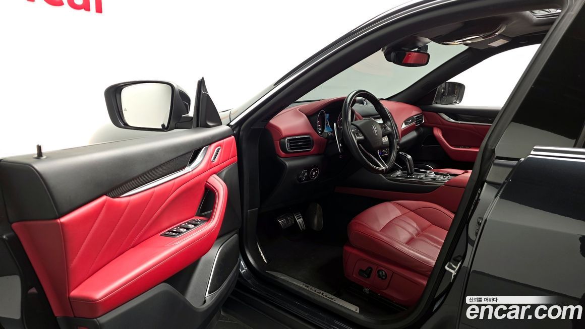 Maserati Levante 2020