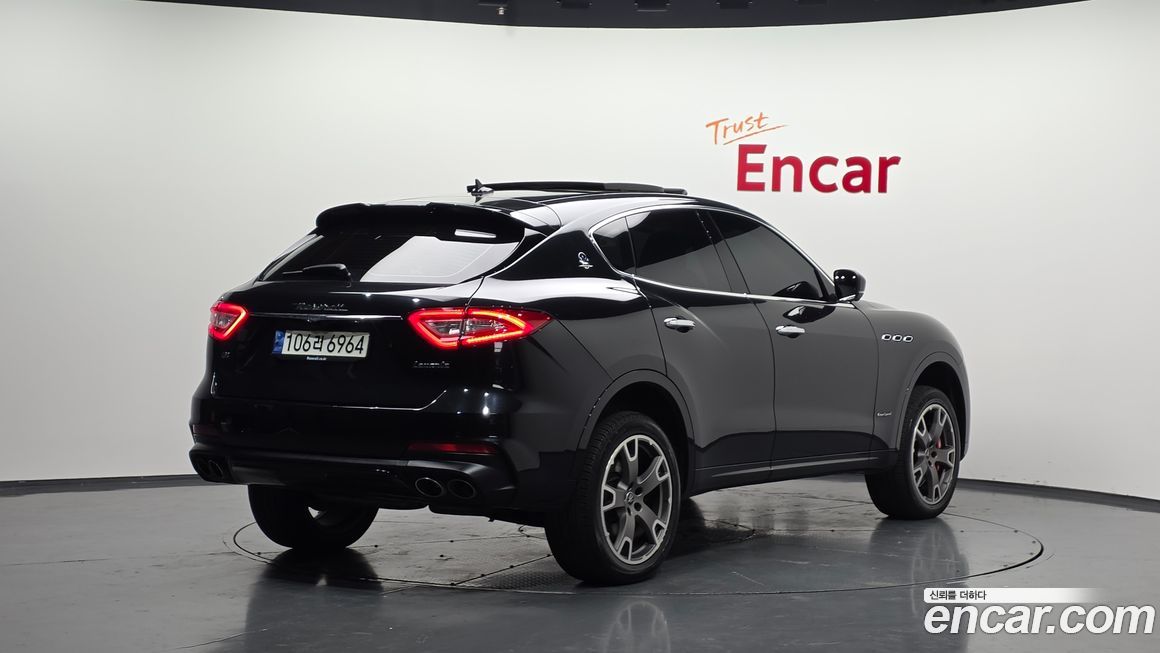 Maserati Levante 2020