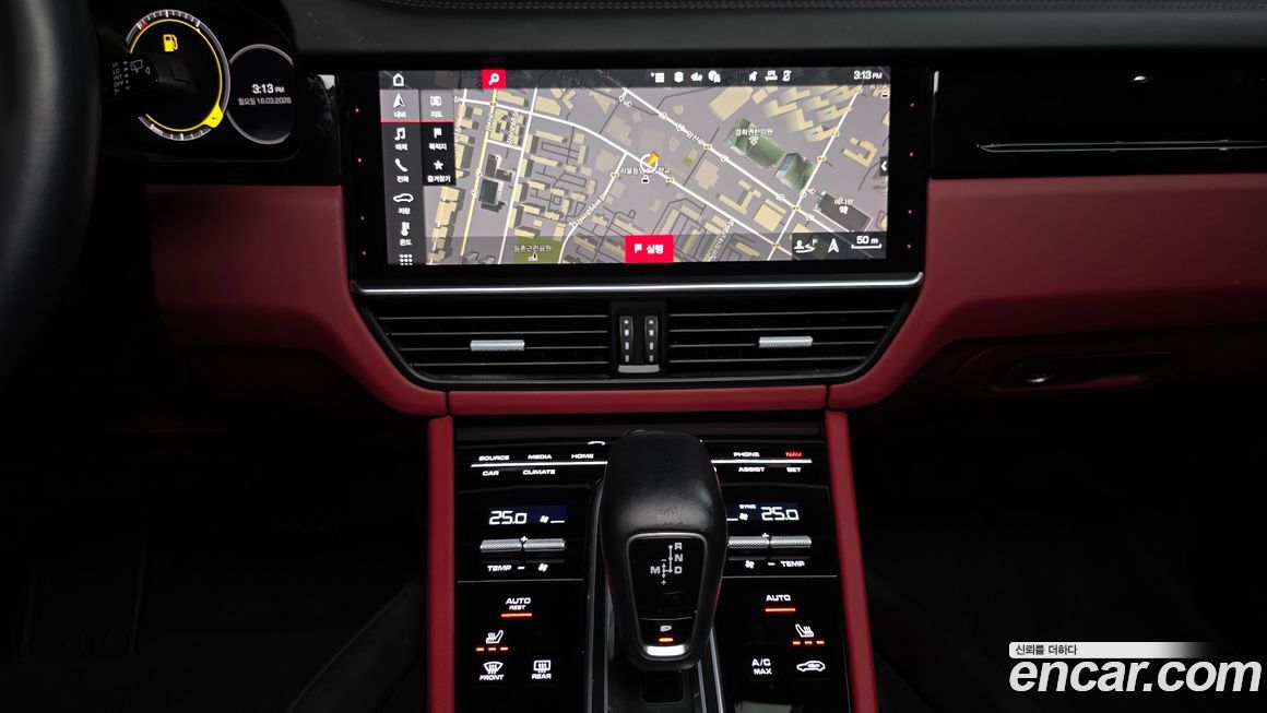 Porsche Cayenne 2021