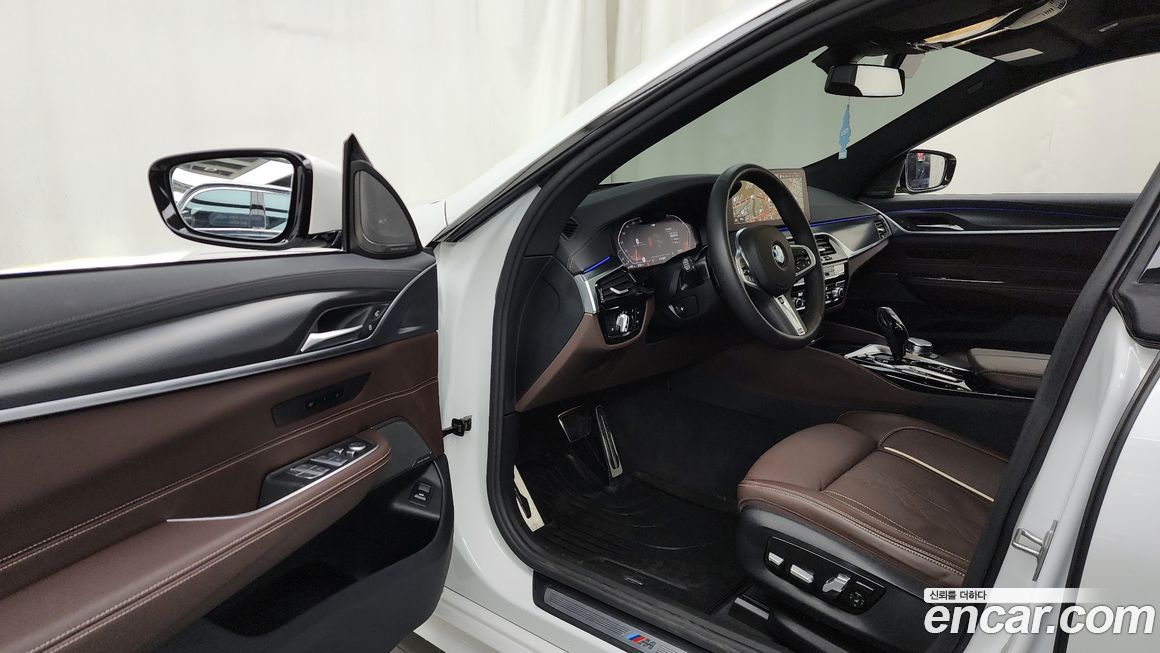 BMW Gran Turismo 2024