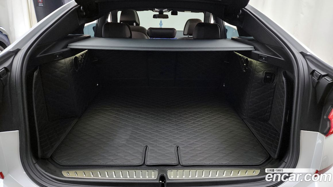 BMW Gran Turismo 2024