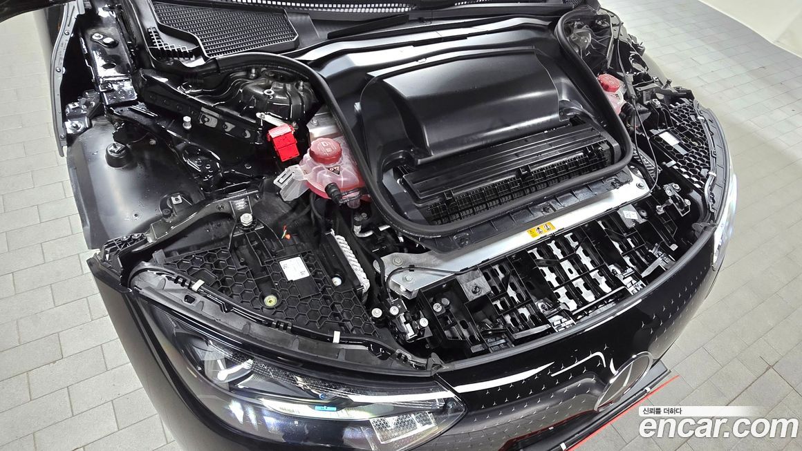 Mercedes-Benz EQE 2023