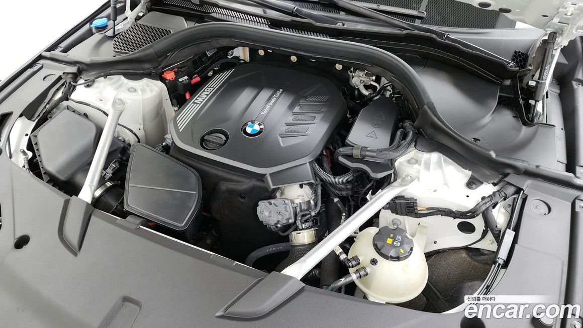 BMW Gran Turismo 2024