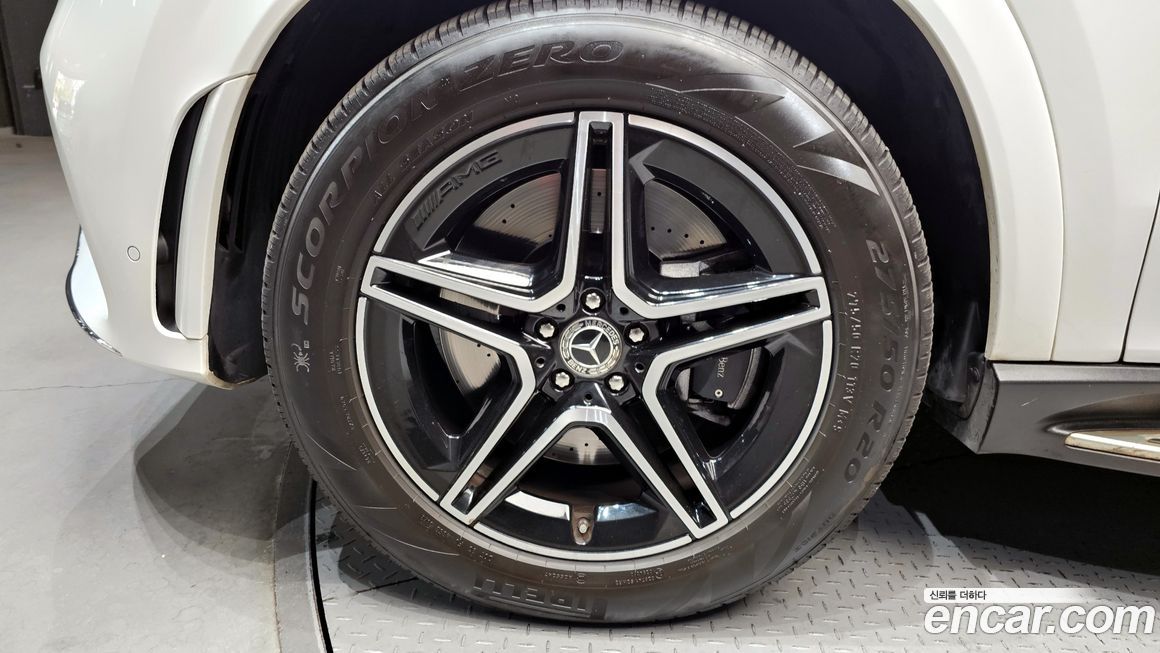 Mercedes-Benz GLE-Class 2020