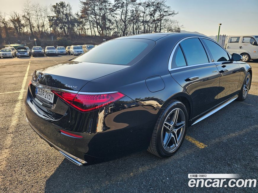 Mercedes-Benz S-Class 2022