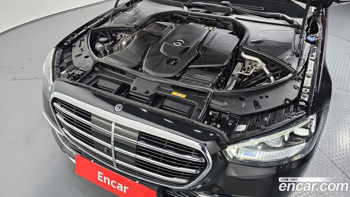 Mercedes-Benz S-Class 2021