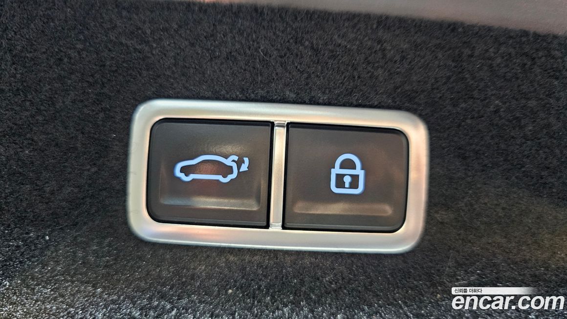 Genesis G90 2023