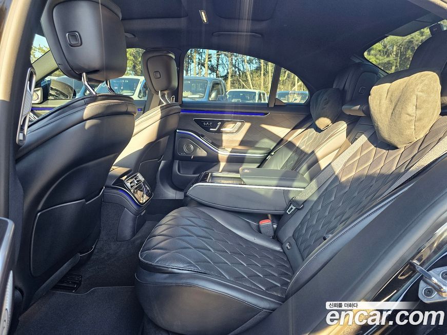 Mercedes-Benz S-Class 2022