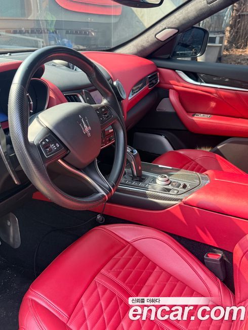 Maserati Levante 2020