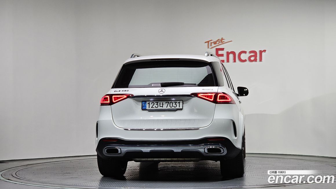 Mercedes-Benz GLE-Class 2023