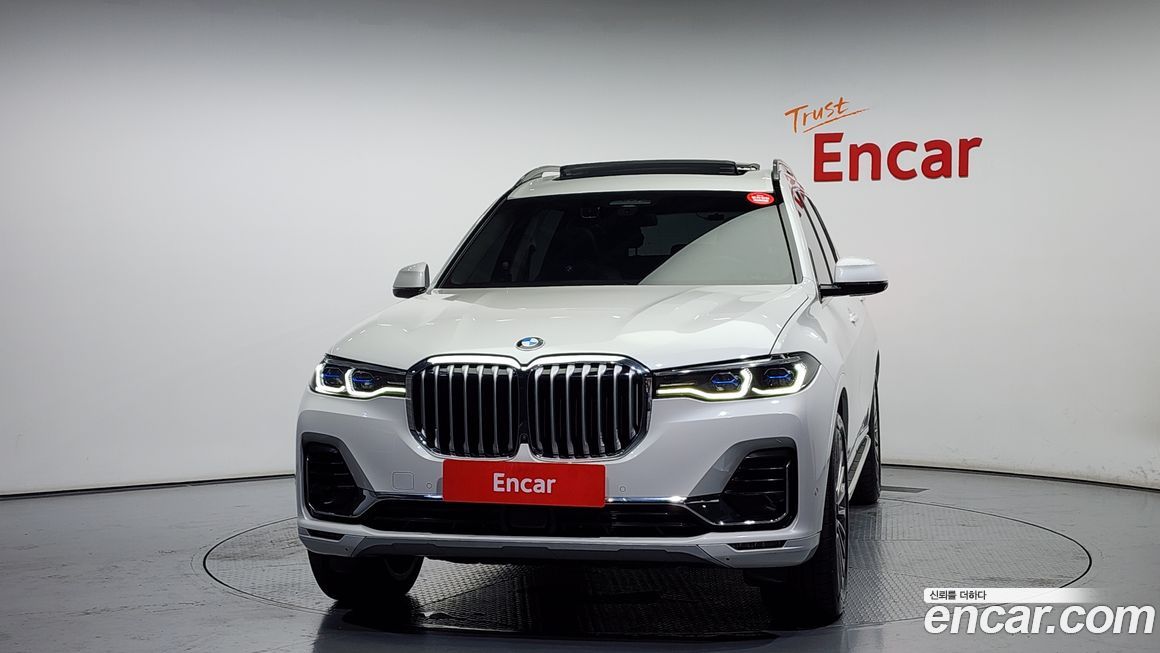 BMW X7 2021