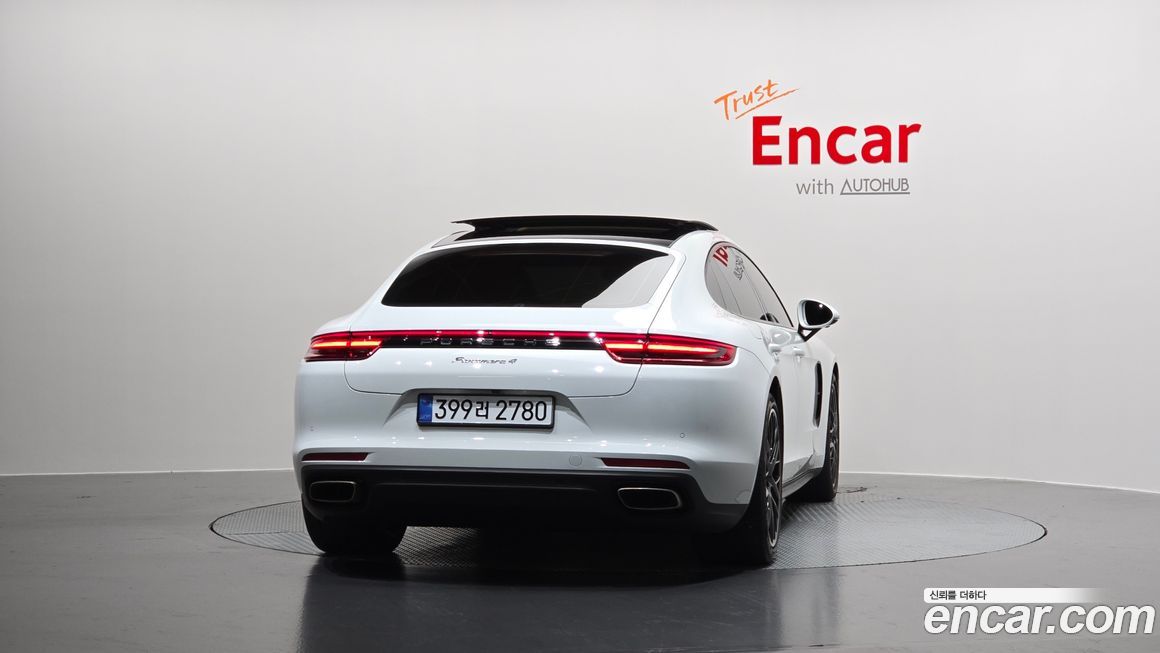 Porsche Panamera 2018