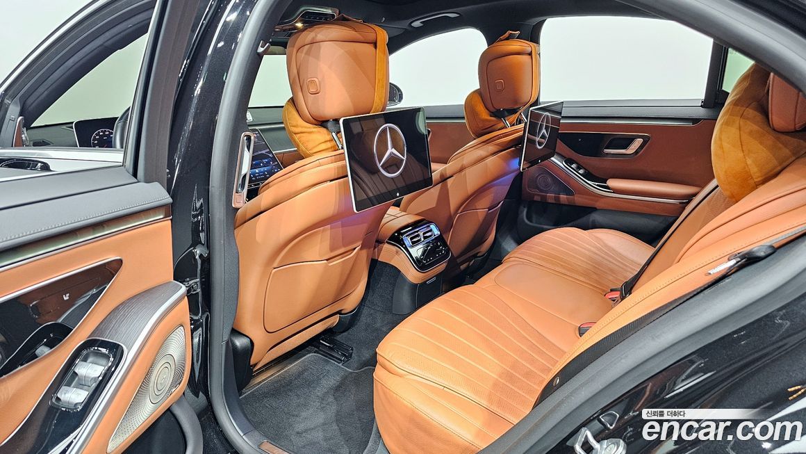 Mercedes-Benz S-Class 2021