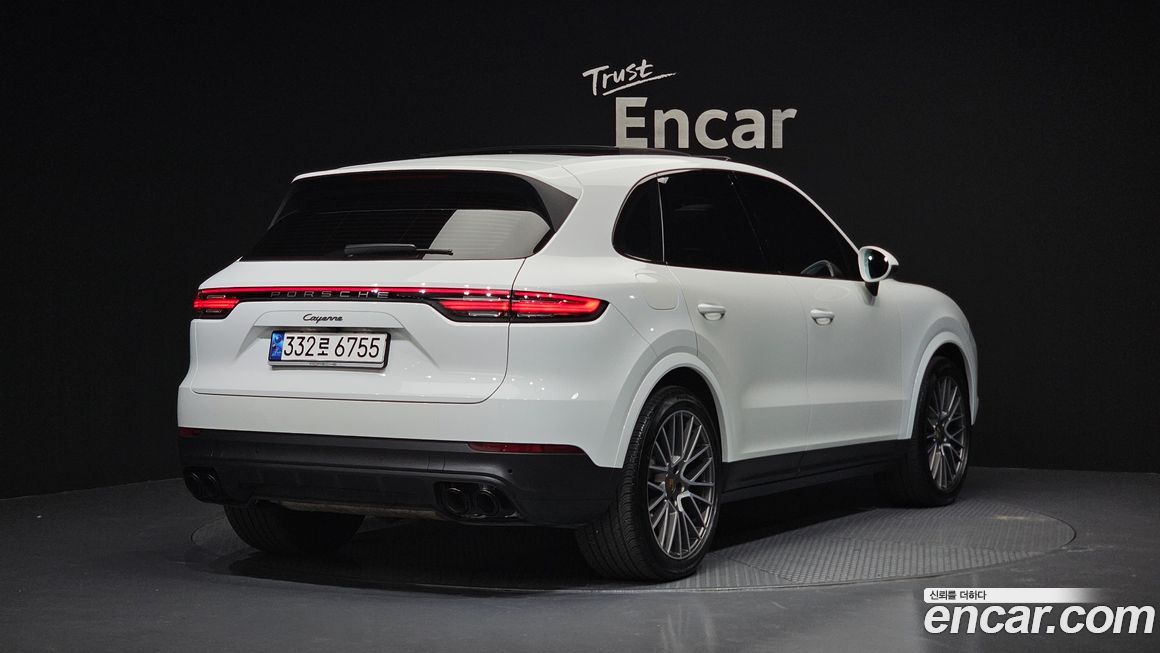 Porsche Cayenne 2023