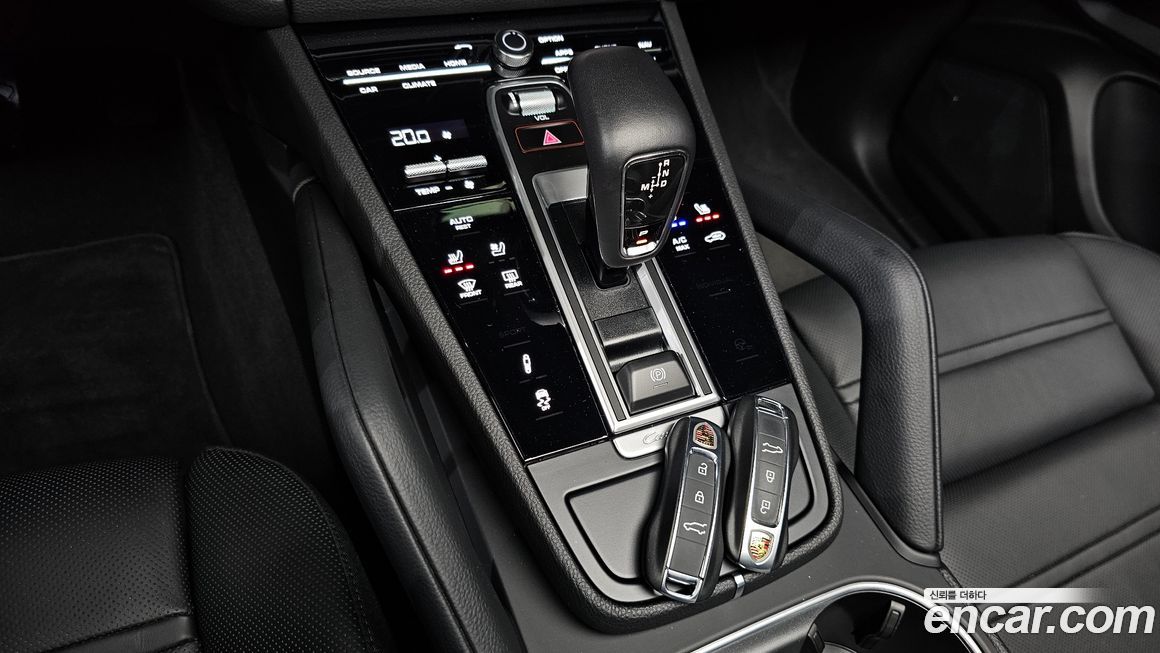 Porsche Cayenne 2023