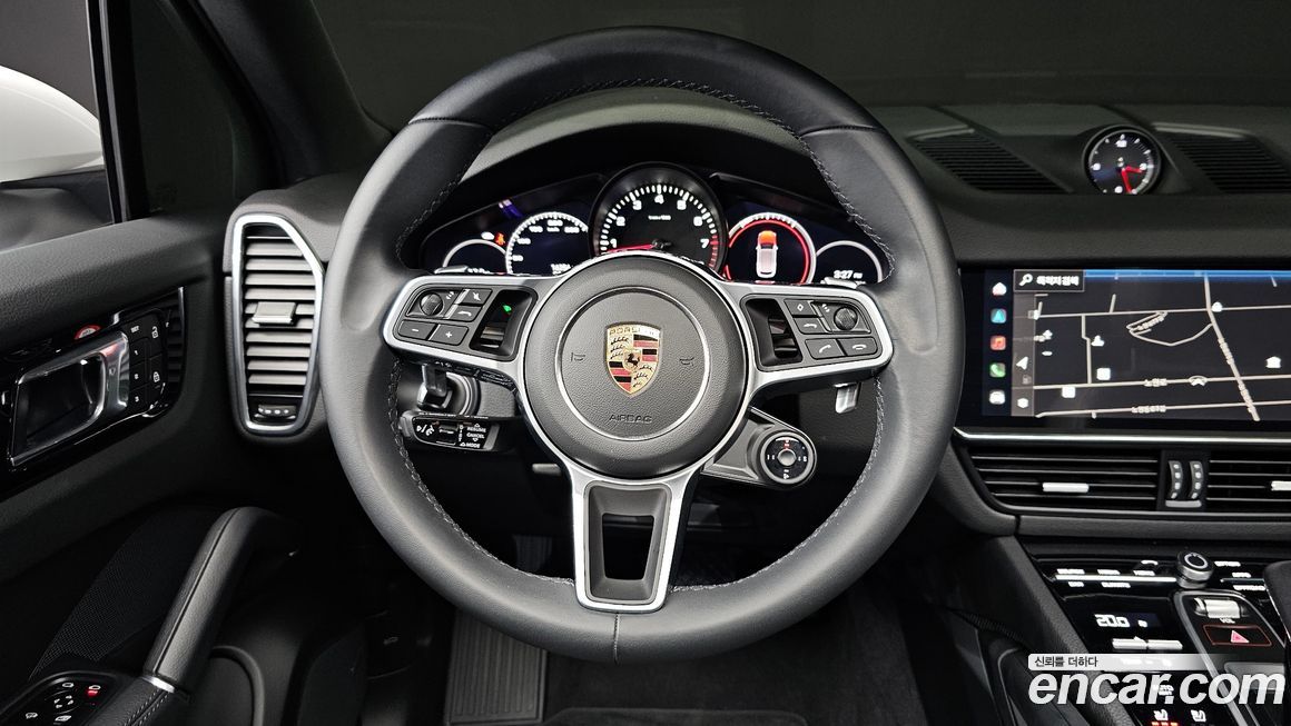 Porsche Cayenne 2023