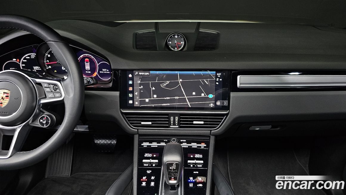 Porsche Cayenne 2023