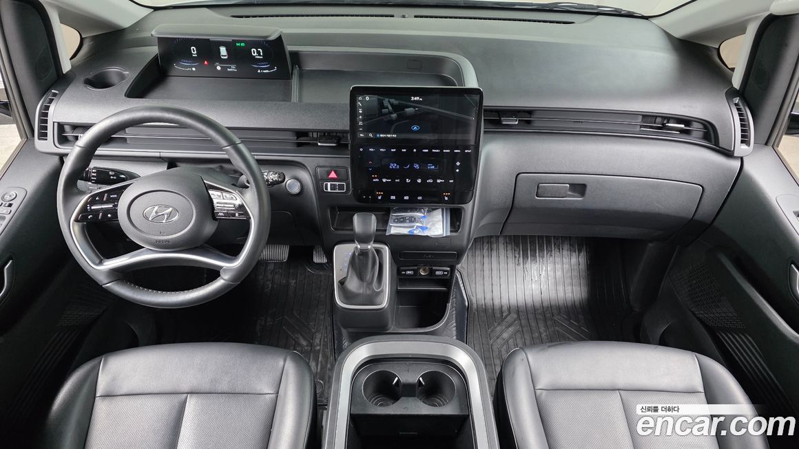 Hyundai Staria 2023
