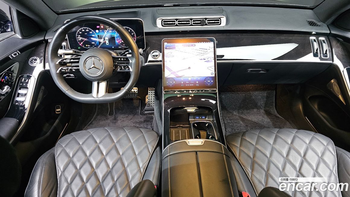 Mercedes-Benz S-Class 2024