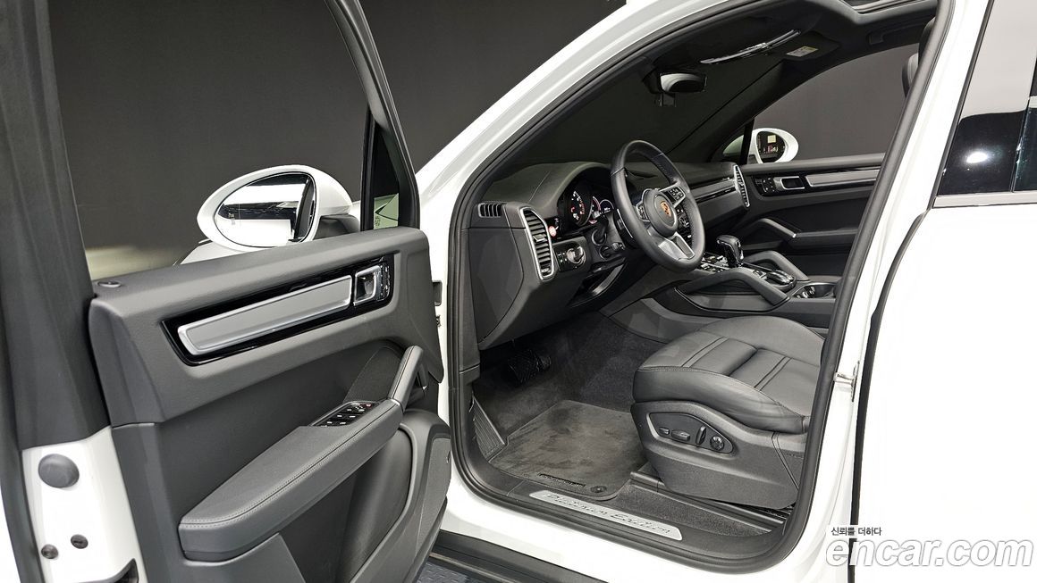 Porsche Cayenne 2023