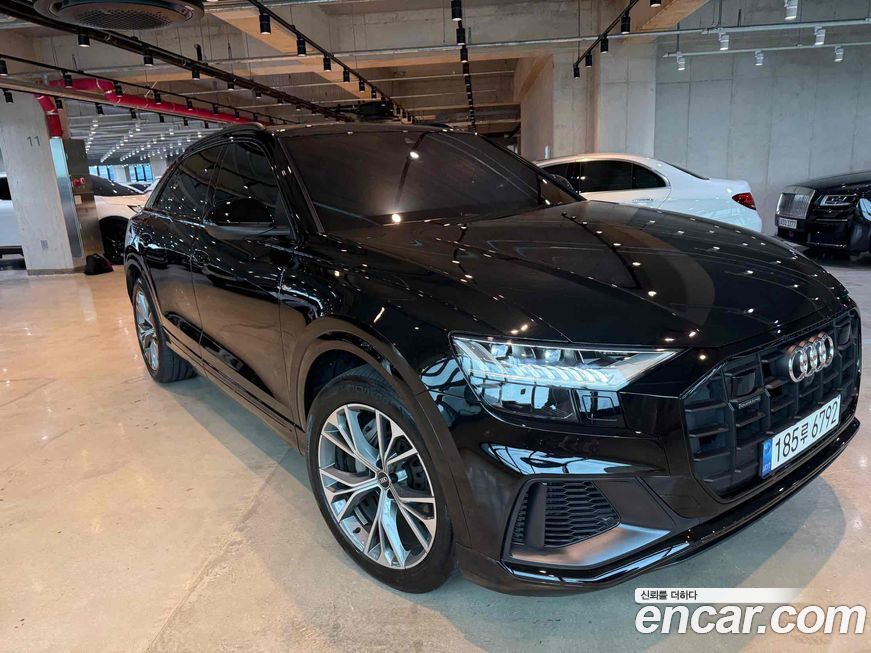 Audi Q8 2022