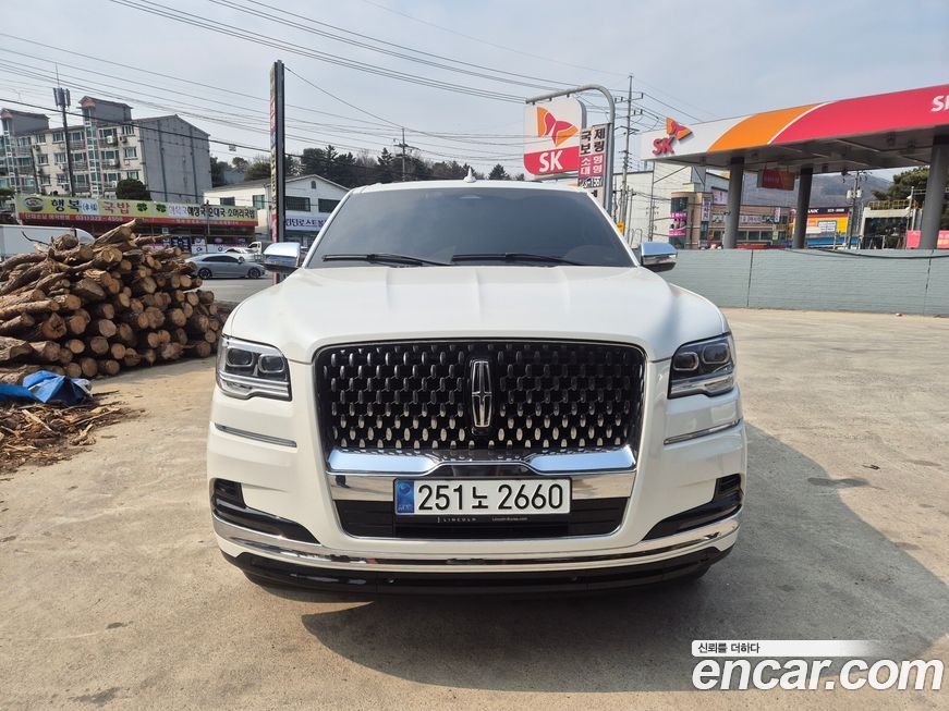 Lincoln Navigator 2023