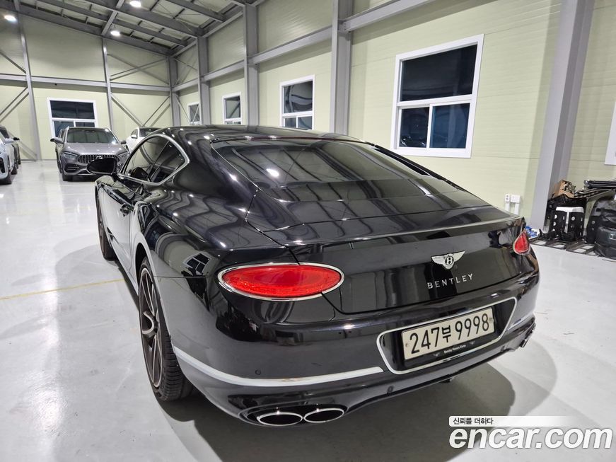 Bentley Continental 2022