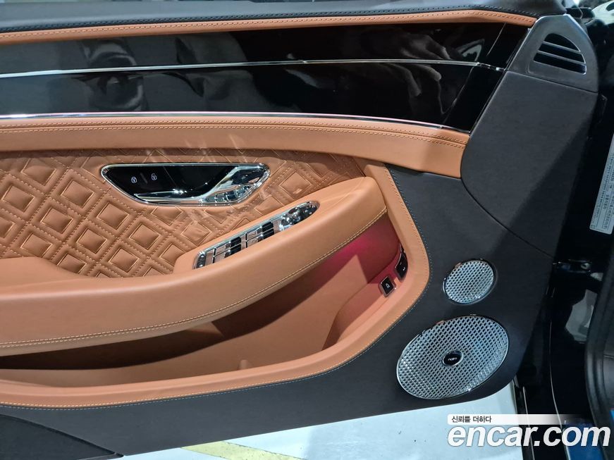 Bentley Continental 2022