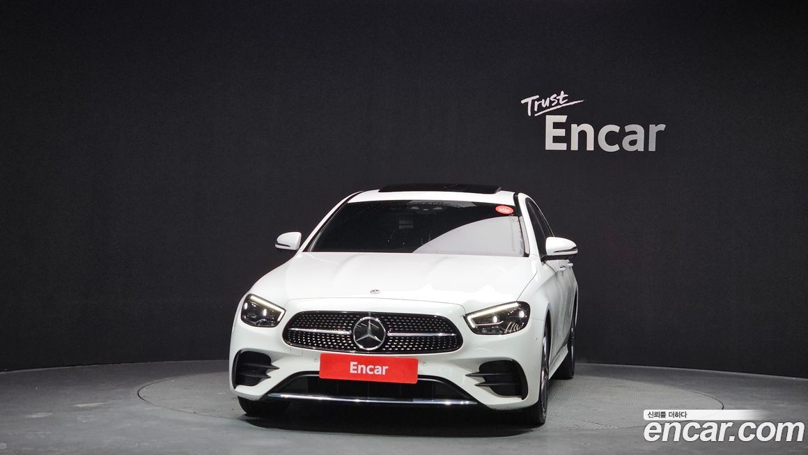 Mercedes-Benz E-Class 2023