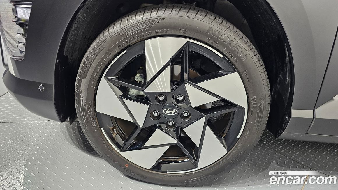 Hyundai Kona 2023