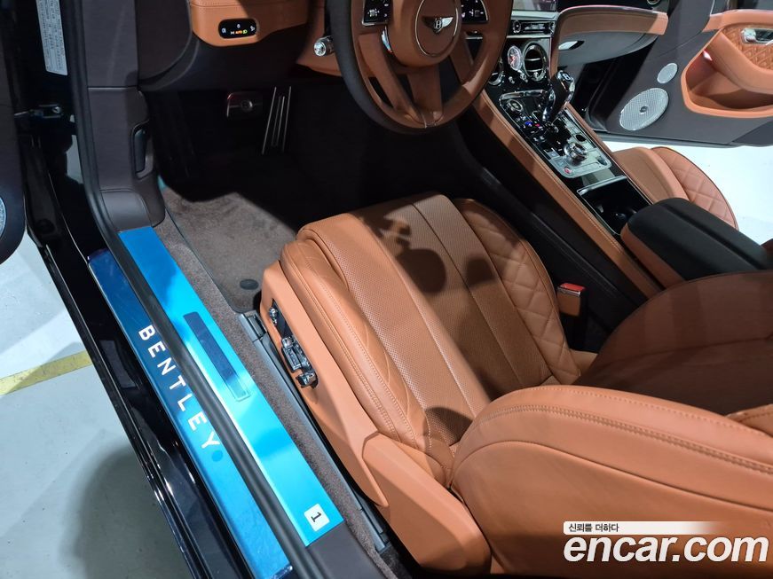 Bentley Continental 2022