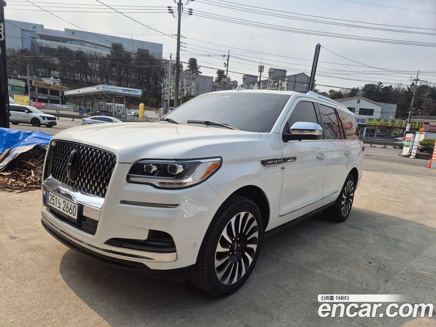 Lincoln Navigator 2023