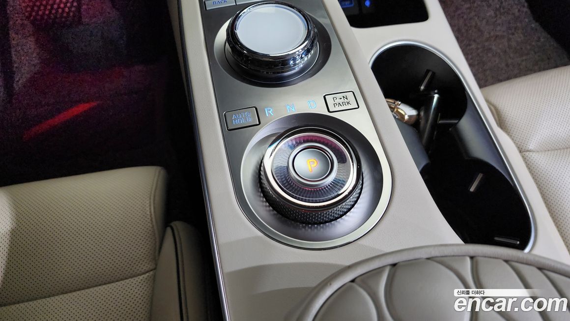 Genesis GV70 2021