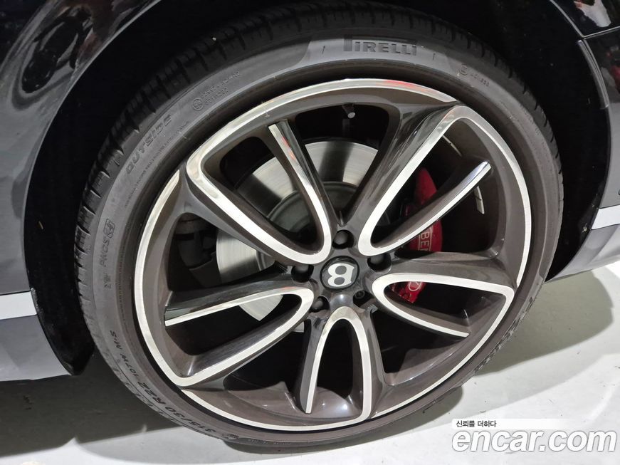 Bentley Continental 2022