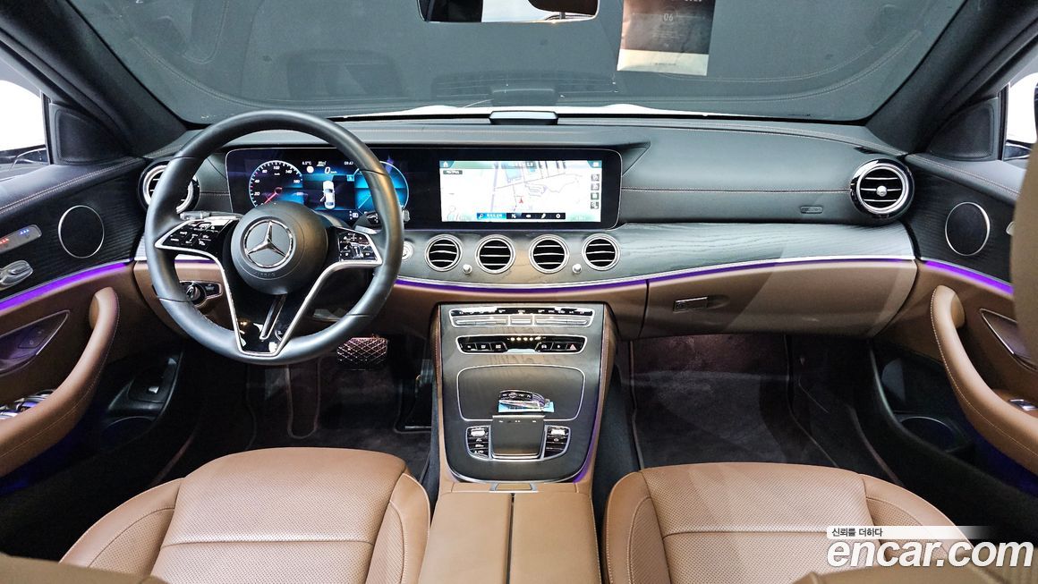 Mercedes-Benz E-Class 2023