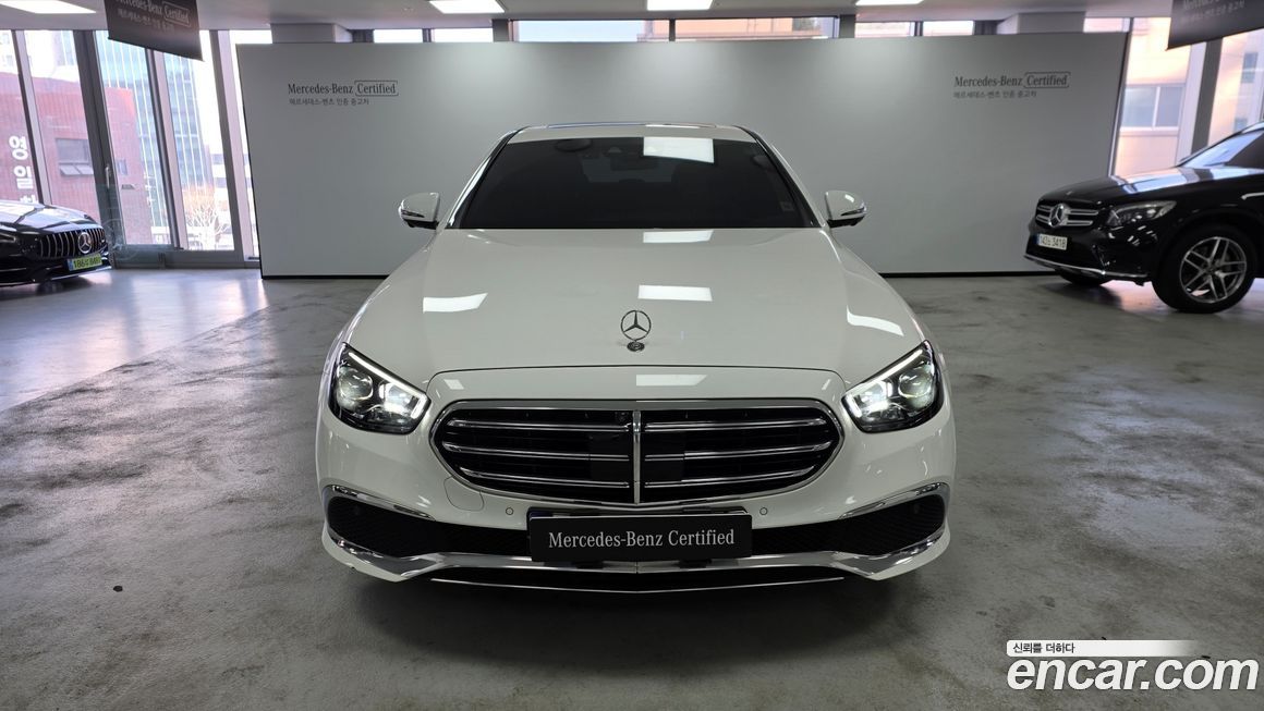 Mercedes-Benz E-Class 2023