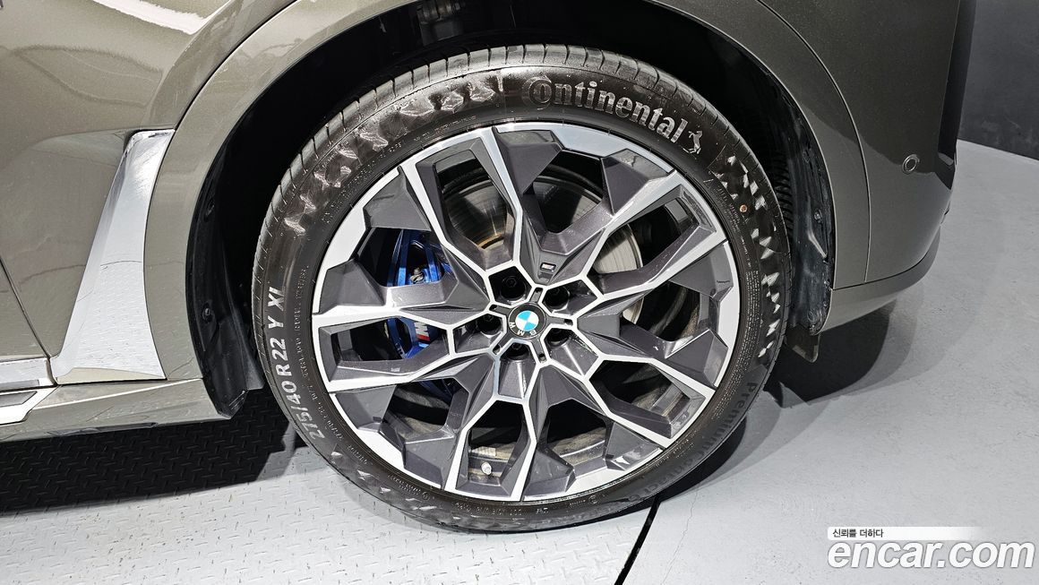 BMW X7 2024
