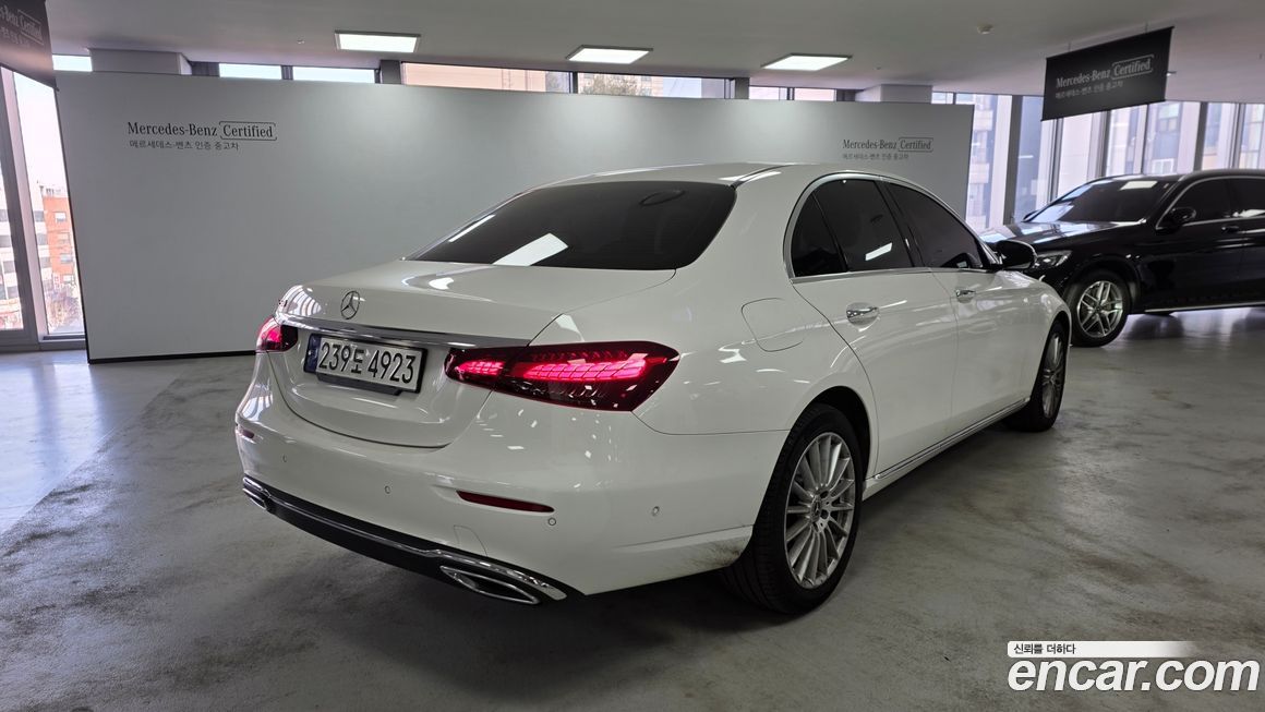 Mercedes-Benz E-Class 2023