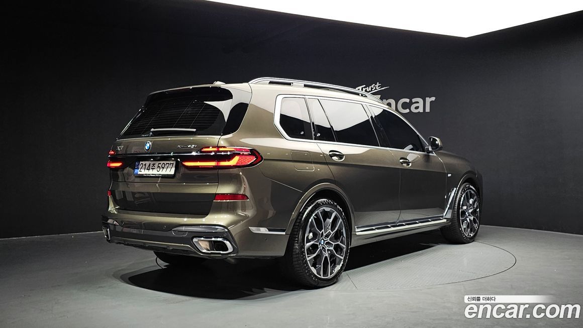 BMW X7 2024