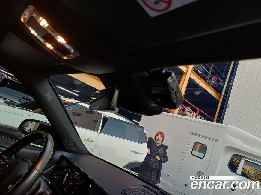 Mercedes-Benz GLB-Class 2021