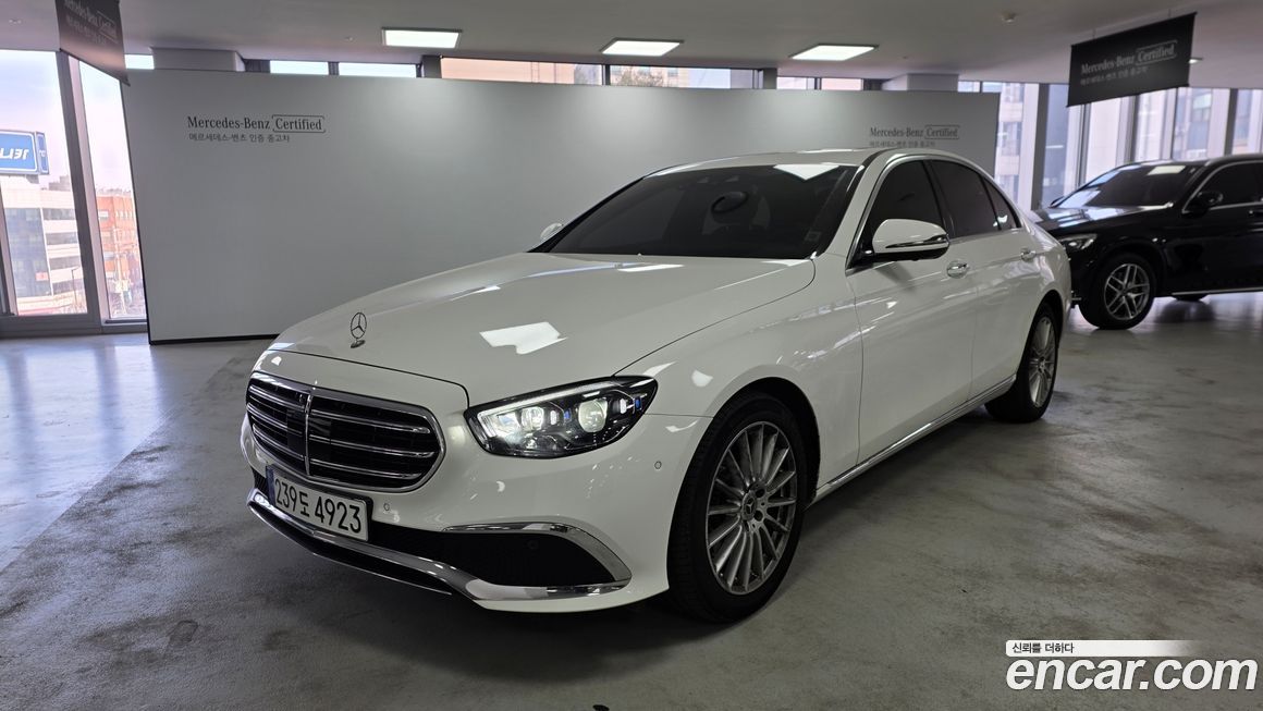 Mercedes-Benz E-Class 2023