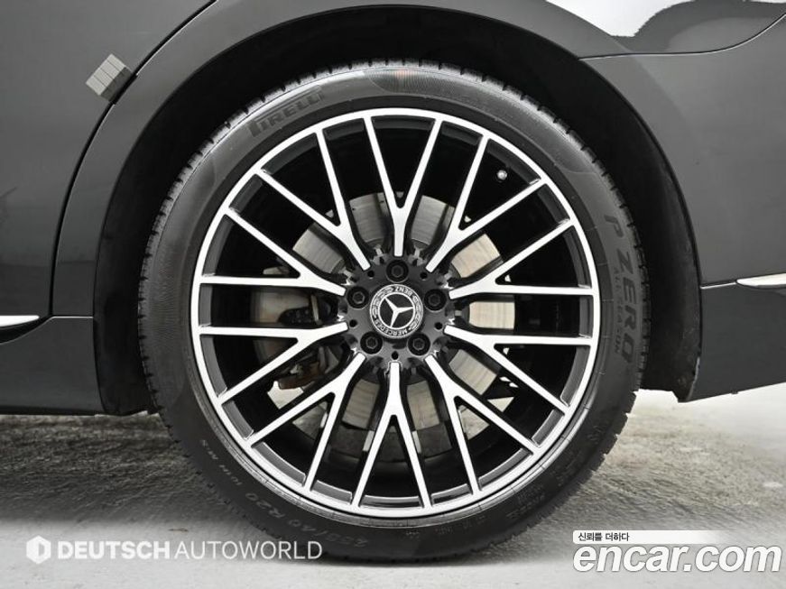 Mercedes-Benz S-Class 2023